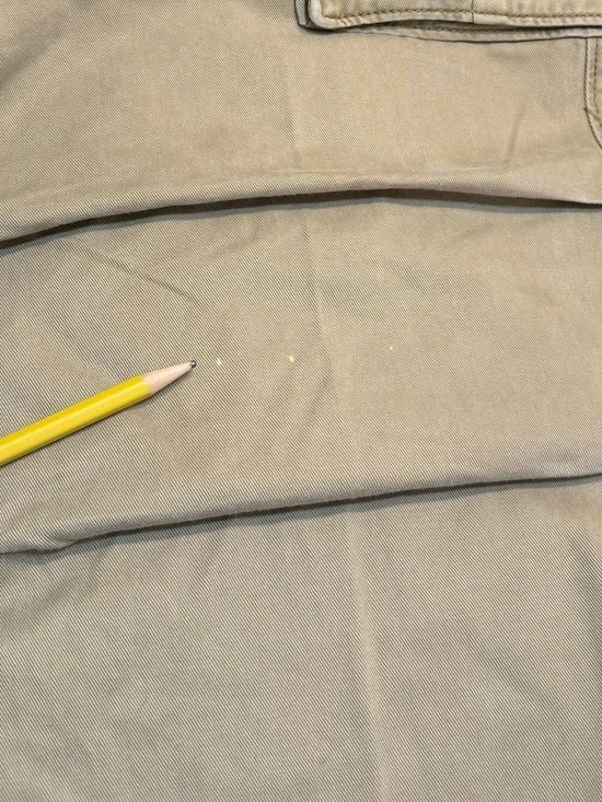 Levi's Khaki Cargo Pants 40 x 32 Multi-Pocket Design Levi's Cargo Pants - Picture 7 of 7